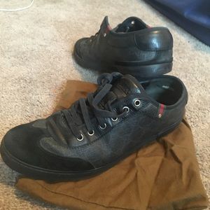 Gucci monogram sneakers size 9 men’s